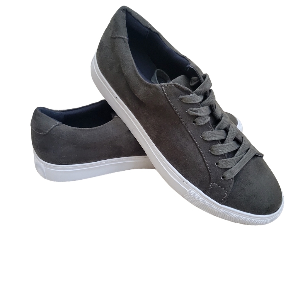 Alfani Grayson Sneakers Men's.  Size 7M. New With Tags $59